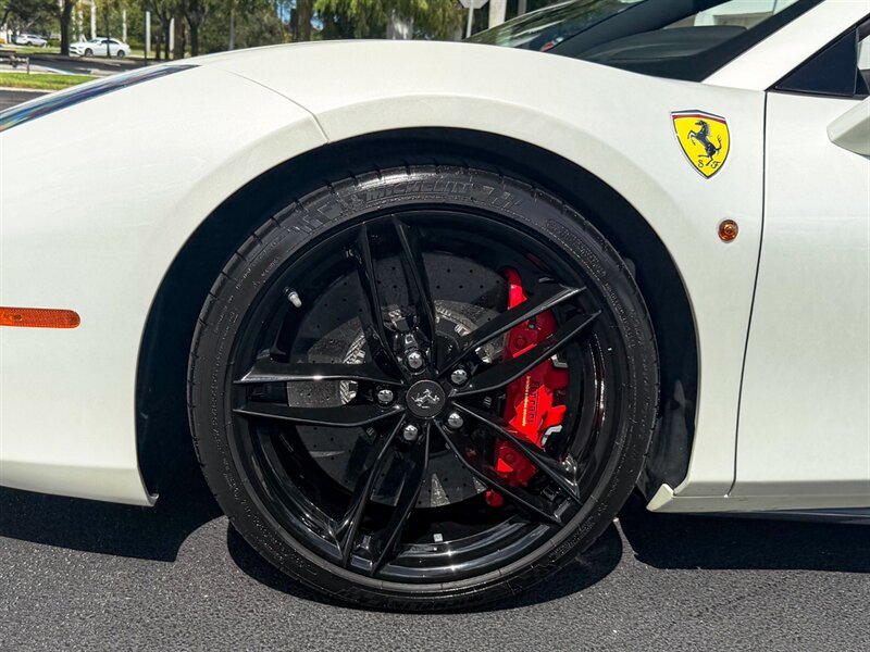2018 Ferrari 488 Spider - Photo 41 - Bonita Springs, FL 34134