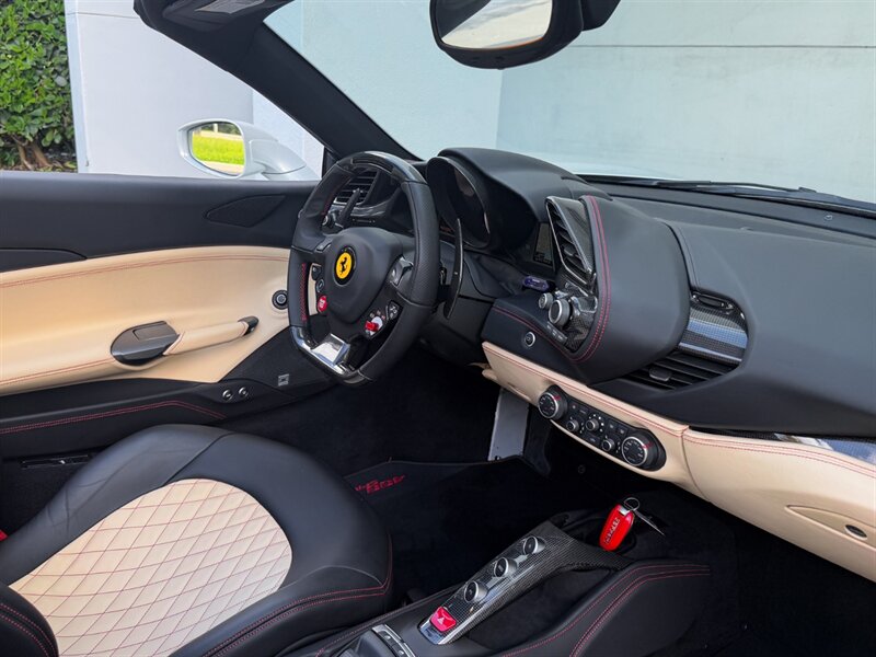 2018 Ferrari 488 Spider - Photo 32 - Bonita Springs, FL 34134