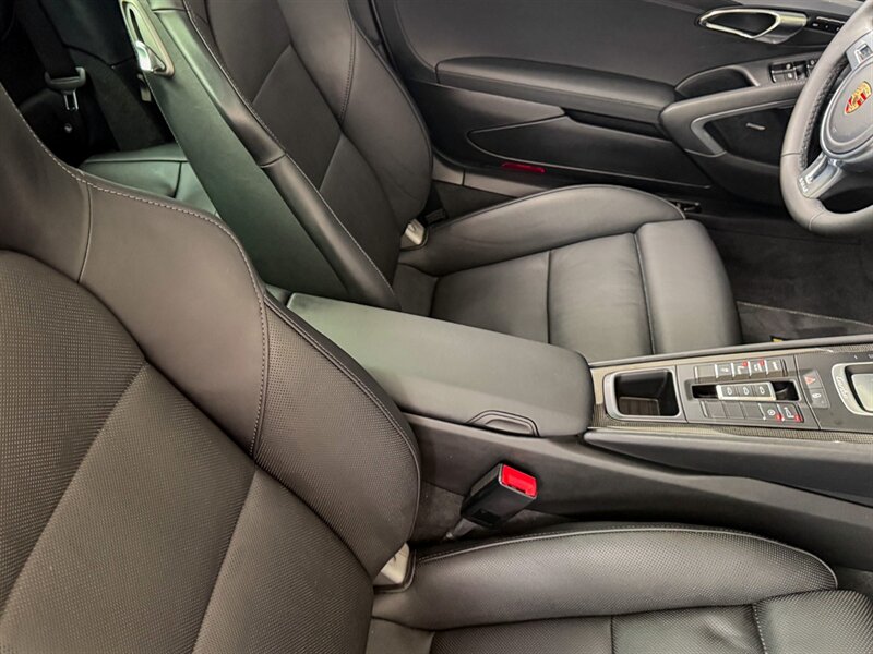 2014 Porsche 911 Turbo   - Photo 32 - Bonita Springs, FL 34134