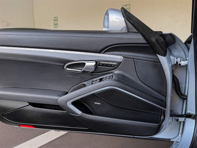 2014 Porsche 911 Turbo   - Photo 25 - Bonita Springs, FL 34134