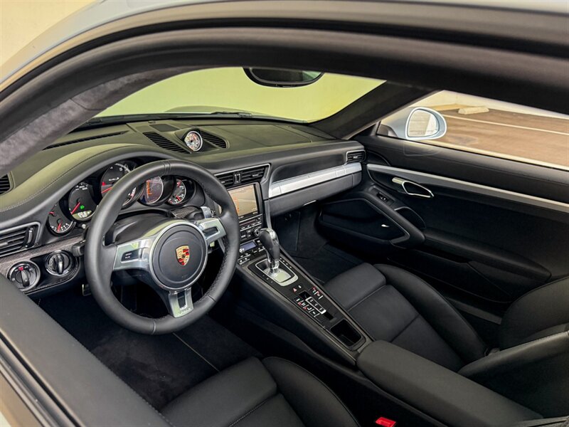 2014 Porsche 911 Turbo   - Photo 2 - Bonita Springs, FL 34134