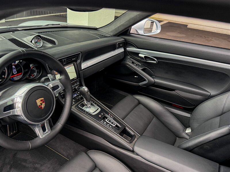 2014 Porsche 911 Turbo   - Photo 14 - Bonita Springs, FL 34134