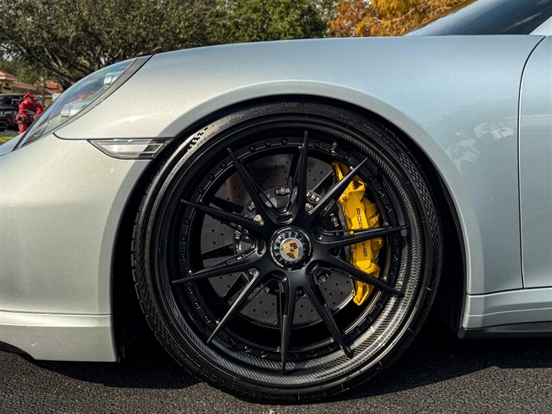 2014 Porsche 911 Turbo   - Photo 40 - Bonita Springs, FL 34134