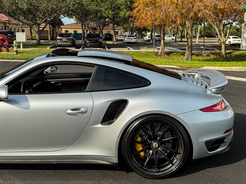 2014 Porsche 911 Turbo   - Photo 42 - Bonita Springs, FL 34134