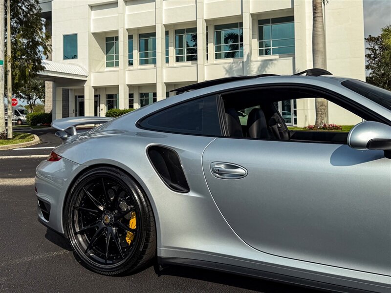 2014 Porsche 911 Turbo   - Photo 62 - Bonita Springs, FL 34134