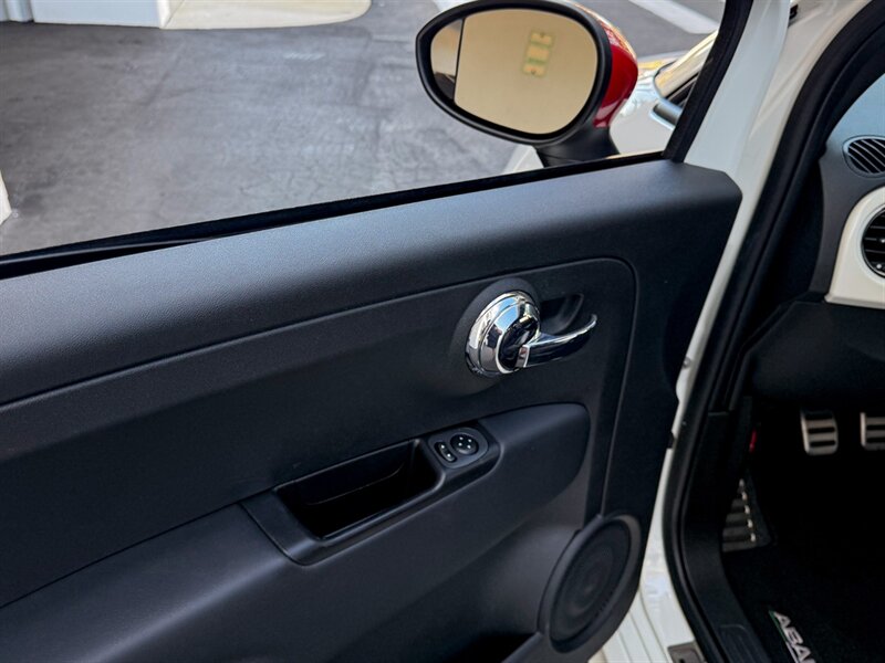 2012 FIAT 500 Abarth   - Photo 28 - Bonita Springs, FL 34134