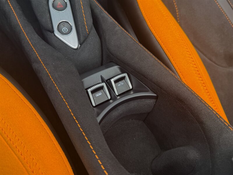2025 McLaren 750S Spider   - Photo 23 - Bonita Springs, FL 34134