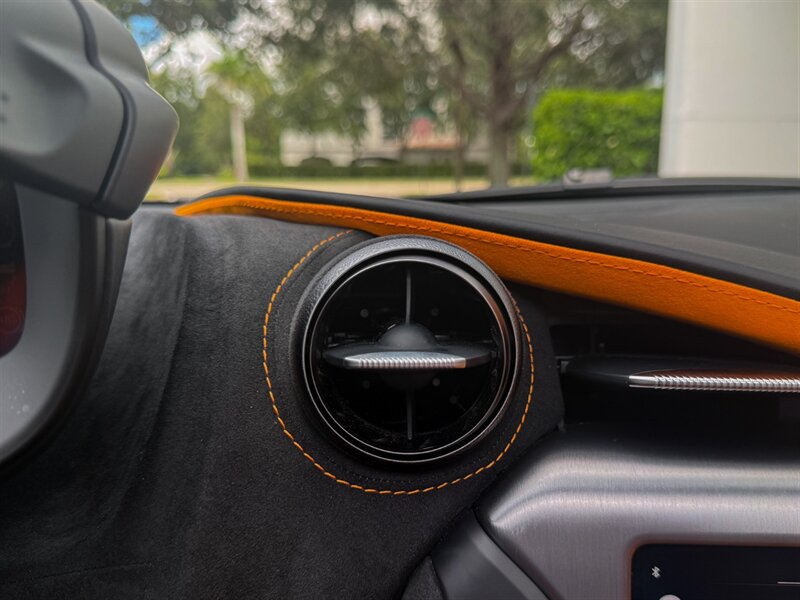 2025 McLaren 750S Spider   - Photo 18 - Bonita Springs, FL 34134