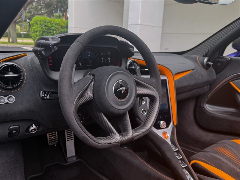 2025 McLaren 750S Spider   - Photo 15 - Bonita Springs, FL 34134