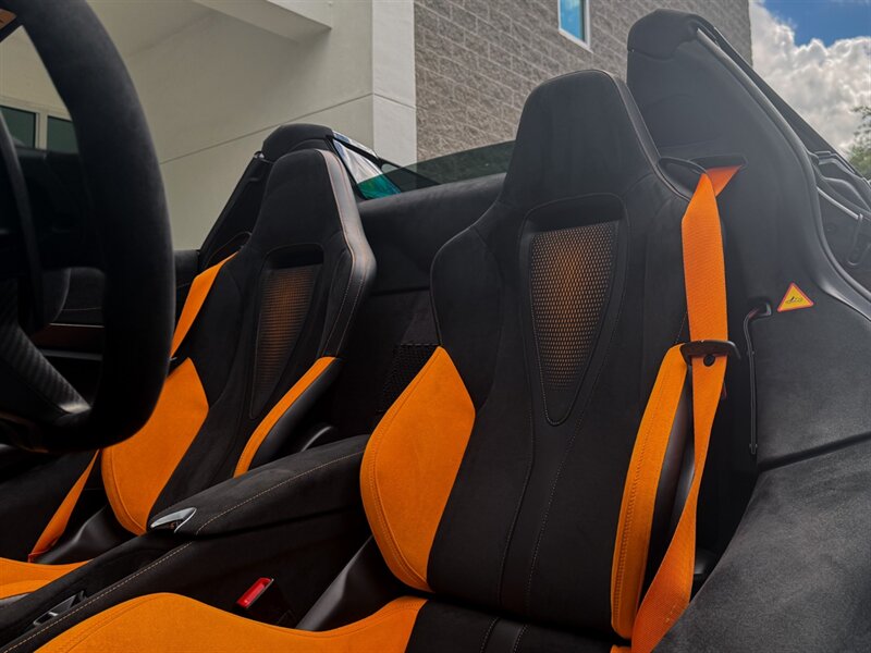 2025 McLaren 750S Spider   - Photo 26 - Bonita Springs, FL 34134
