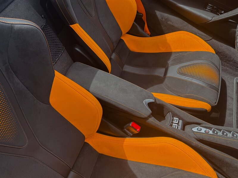 2025 McLaren 750S Spider   - Photo 35 - Bonita Springs, FL 34134