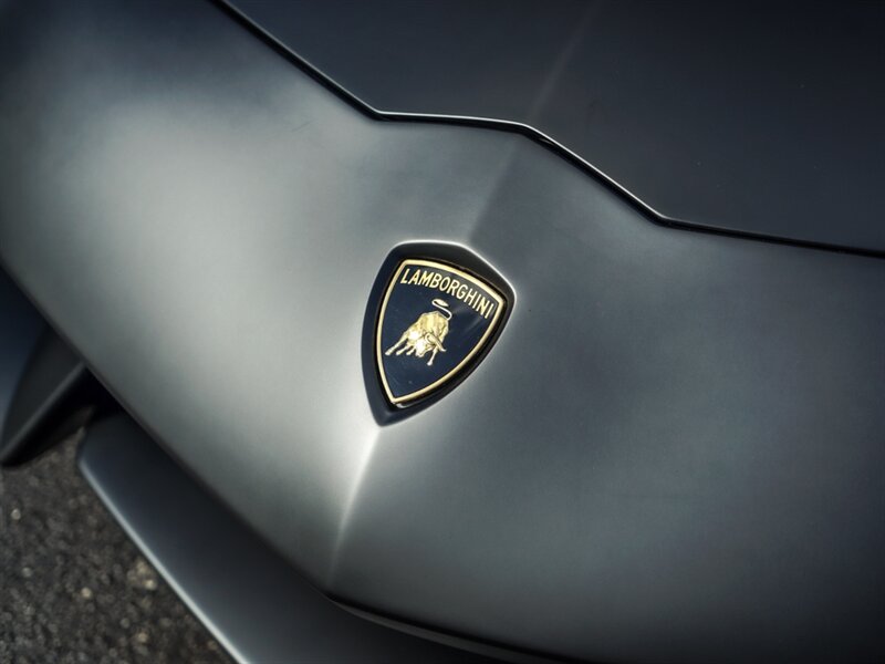 2012 Lamborghini Aventador LP 700-4 - Photo 10 - Bonita Springs, FL 34134