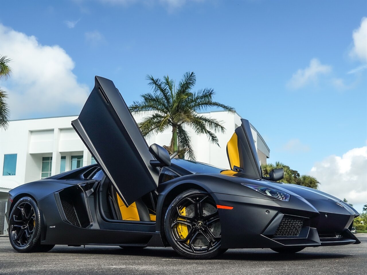 2012 Lamborghini Aventador LP 700-4   - Photo 44 - Bonita Springs, FL 34134