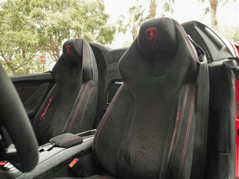 2018 Lamborghini Huracan LP 640-4 Performante Spyder   - Photo 21 - Bonita Springs, FL 34134