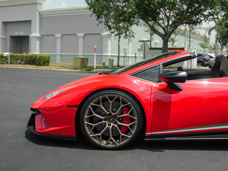 2018 Lamborghini Huracan LP 640-4 Performante Spyder   - Photo 40 - Bonita Springs, FL 34134