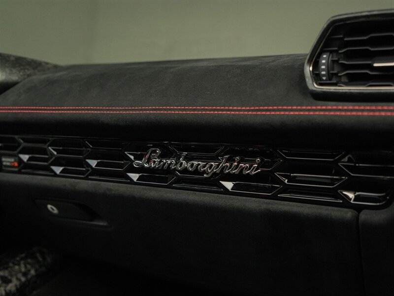 2018 Lamborghini Huracan LP 640-4 Performante Spyder   - Photo 34 - Bonita Springs, FL 34134