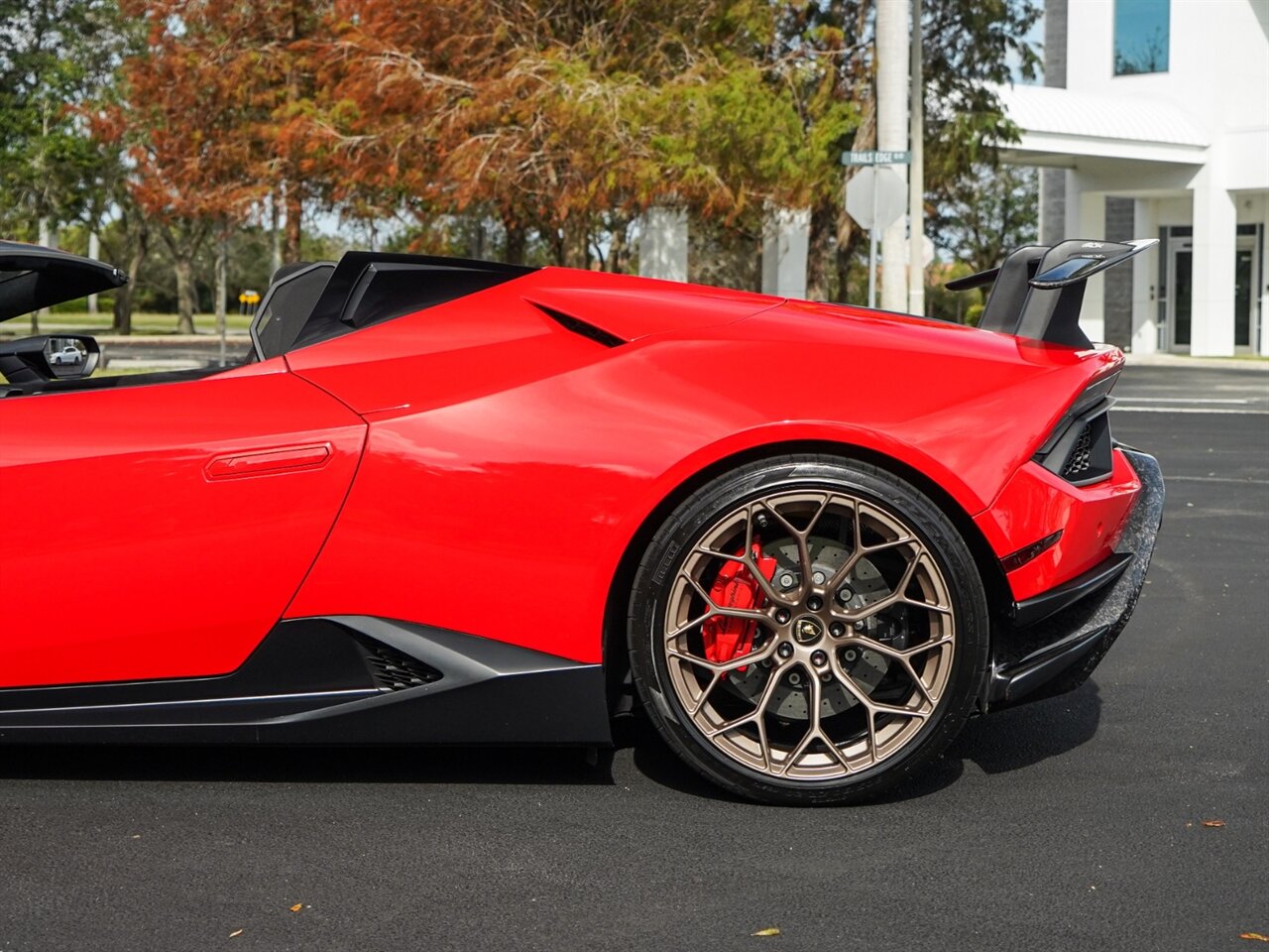 2018 Lamborghini Huracan LP 640-4 Performante Spyder   - Photo 49 - Bonita Springs, FL 34134