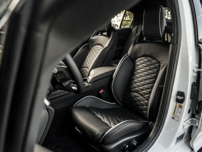 2023 Cadillac CT5-V Blackwing - Photo 17 - Bonita Springs, FL 34134