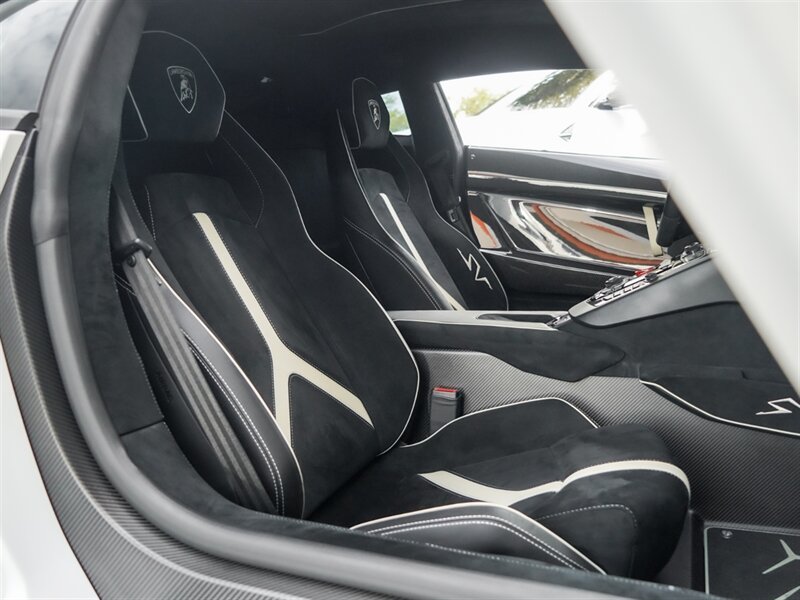 2016 Lamborghini Aventador LP 750-4 SV - Photo 25 - Bonita Springs, FL 34134