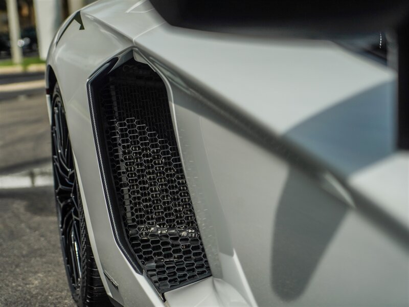 2016 Lamborghini Aventador LP 750-4 SV - Photo 40 - Bonita Springs, FL 34134
