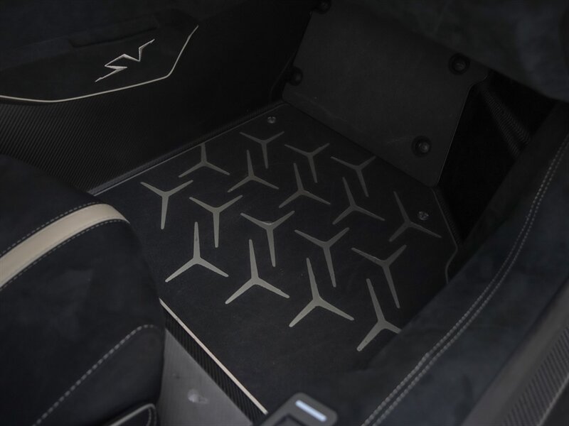 2016 Lamborghini Aventador LP 750-4 SV - Photo 26 - Bonita Springs, FL 34134