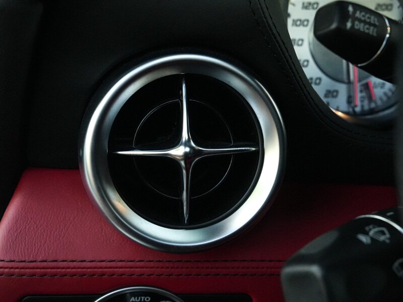 2012 Mercedes-Benz SLS AMG   - Photo 26 - Bonita Springs, FL 34134