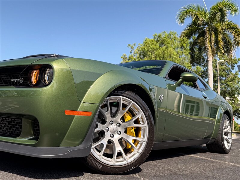 2023 Dodge Challenger SRT Hellcat Redeye Jailbr - Photo 11 - Bonita Springs, FL 34134