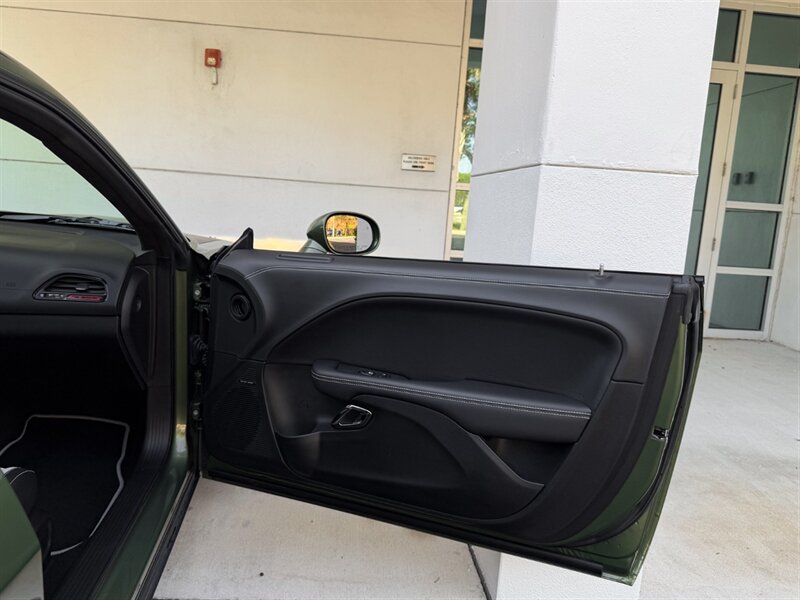 2023 Dodge Challenger SRT Hellcat Redeye Jailbr - Photo 34 - Bonita Springs, FL 34134