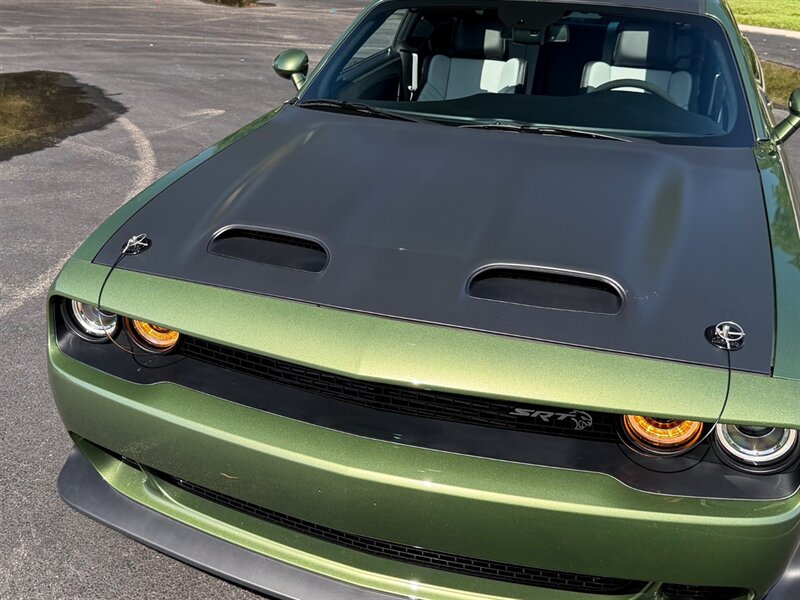 2023 Dodge Challenger SRT Hellcat Redeye Jailbr - Photo 4 - Bonita Springs, FL 34134