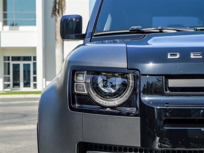 2022 Land Rover Defender 110 Carpathian Editi - Photo 6 - Bonita Springs, FL 34134