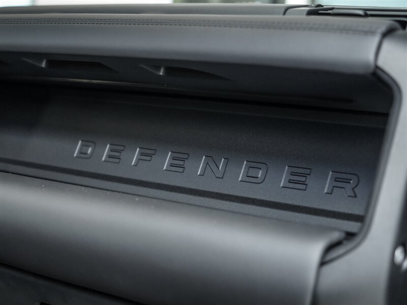 2022 Land Rover Defender 110 Carpathian Editi - Photo 26 - Bonita Springs, FL 34134