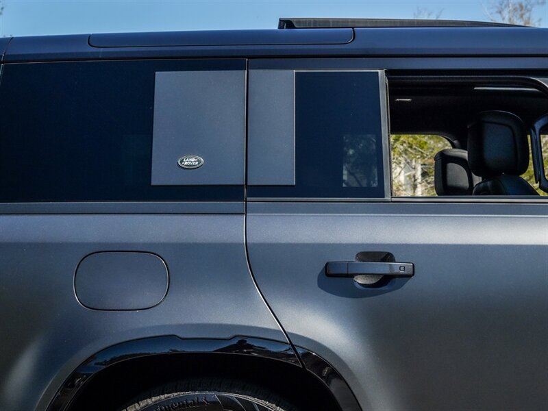 2022 Land Rover Defender 110 Carpathian Editi - Photo 48 - Bonita Springs, FL 34134