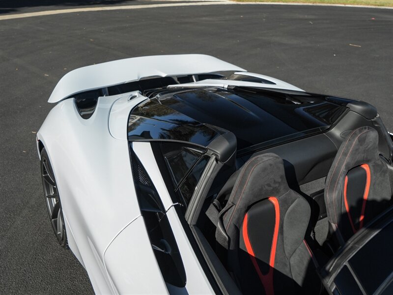 2020 McLaren 720S Spider Performance   - Photo 62 - Bonita Springs, FL 34134