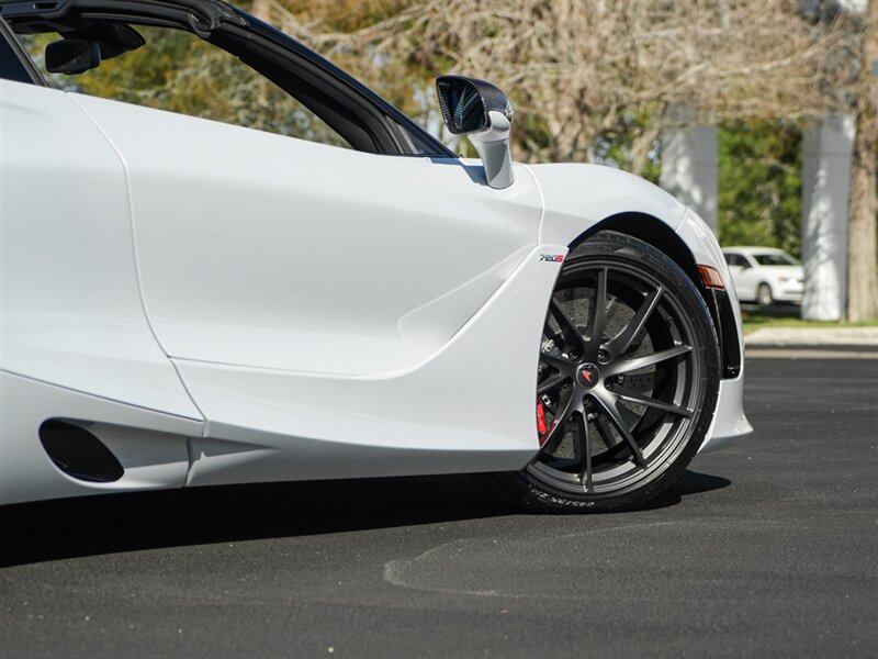2020 McLaren 720S Spider Performance   - Photo 58 - Bonita Springs, FL 34134