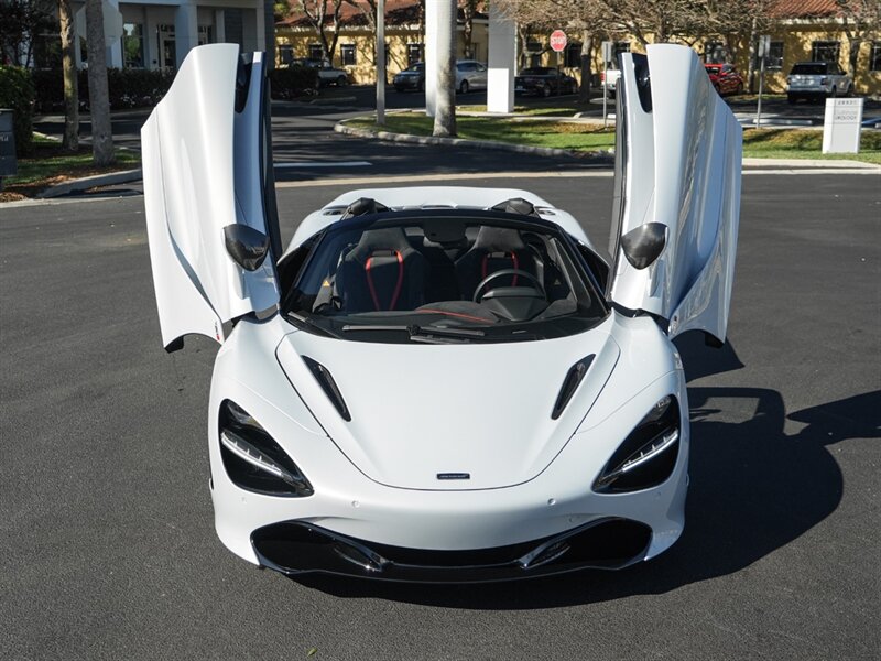 2020 McLaren 720S Spider Performance   - Photo 7 - Bonita Springs, FL 34134