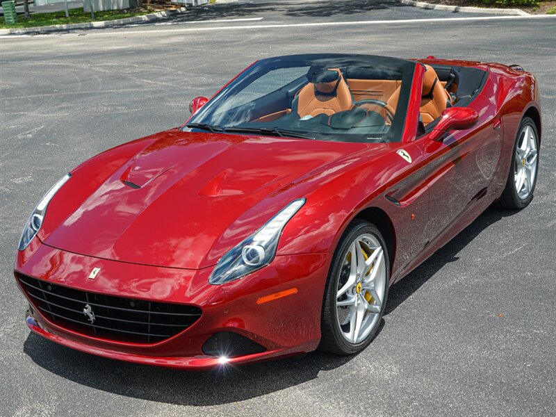 2015 Ferrari California T   - Photo 32 - Bonita Springs, FL 34134