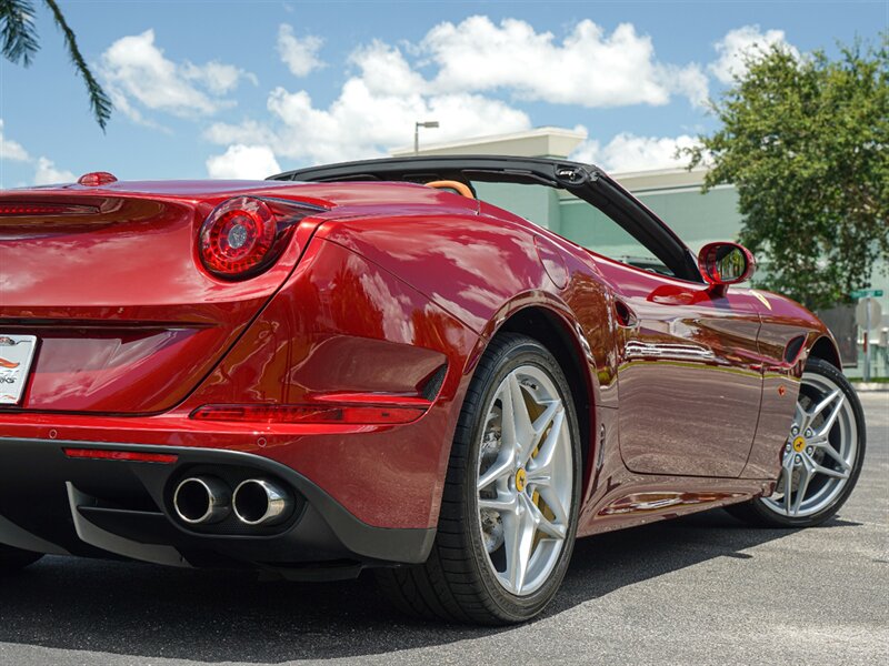 2015 Ferrari California T   - Photo 23 - Bonita Springs, FL 34134