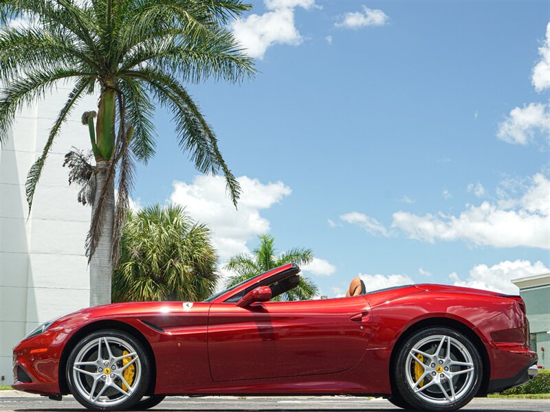 2015 Ferrari California T   - Photo 36 - Bonita Springs, FL 34134