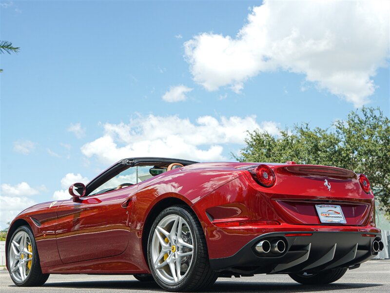 2015 Ferrari California T   - Photo 29 - Bonita Springs, FL 34134