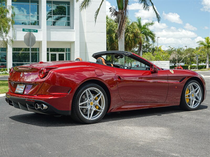 2015 Ferrari California T   - Photo 17 - Bonita Springs, FL 34134