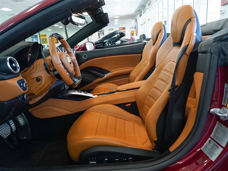 2015 Ferrari California T   - Photo 42 - Bonita Springs, FL 34134