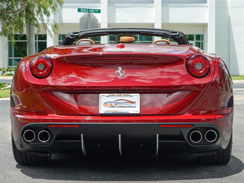 2015 Ferrari California T   - Photo 24 - Bonita Springs, FL 34134