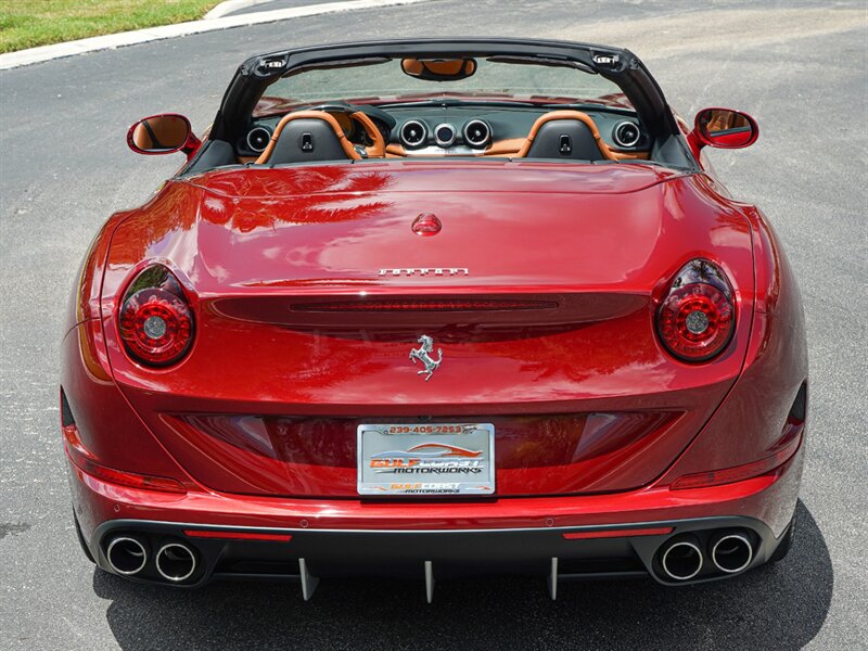 2015 Ferrari California T   - Photo 26 - Bonita Springs, FL 34134