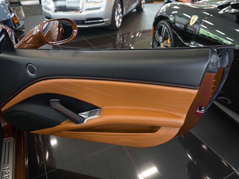 2015 Ferrari California T   - Photo 51 - Bonita Springs, FL 34134