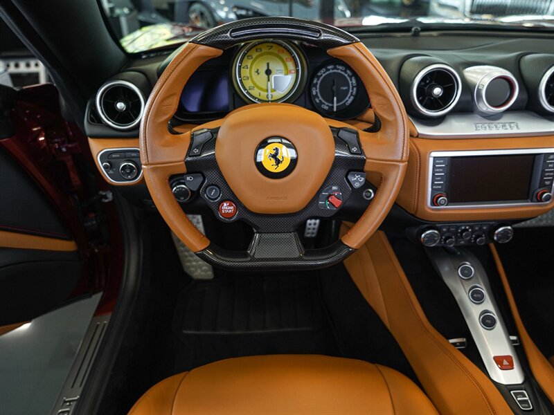 2015 Ferrari California T   - Photo 44 - Bonita Springs, FL 34134
