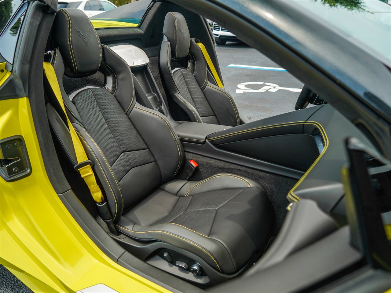 2020 Chevrolet Corvette Stingray   - Photo 22 - Bonita Springs, FL 34134