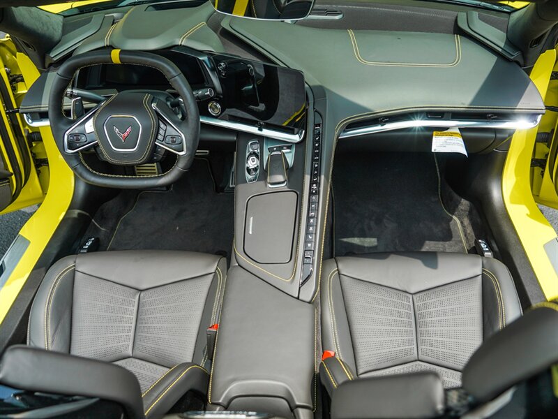 2020 Chevrolet Corvette Stingray - Photo 10 - Bonita Springs, FL 34134