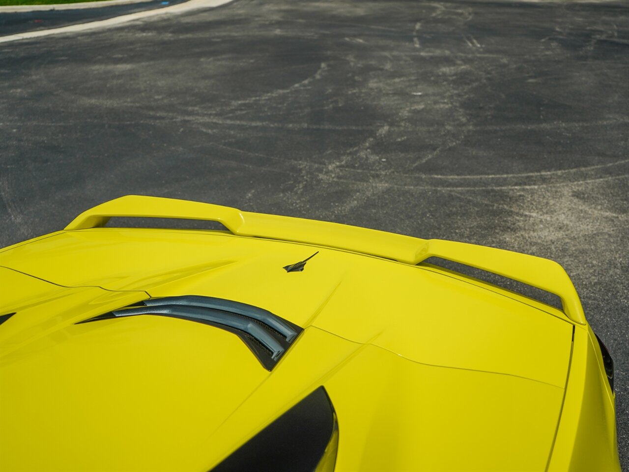 2020 Chevrolet Corvette Stingray   - Photo 8 - Bonita Springs, FL 34134