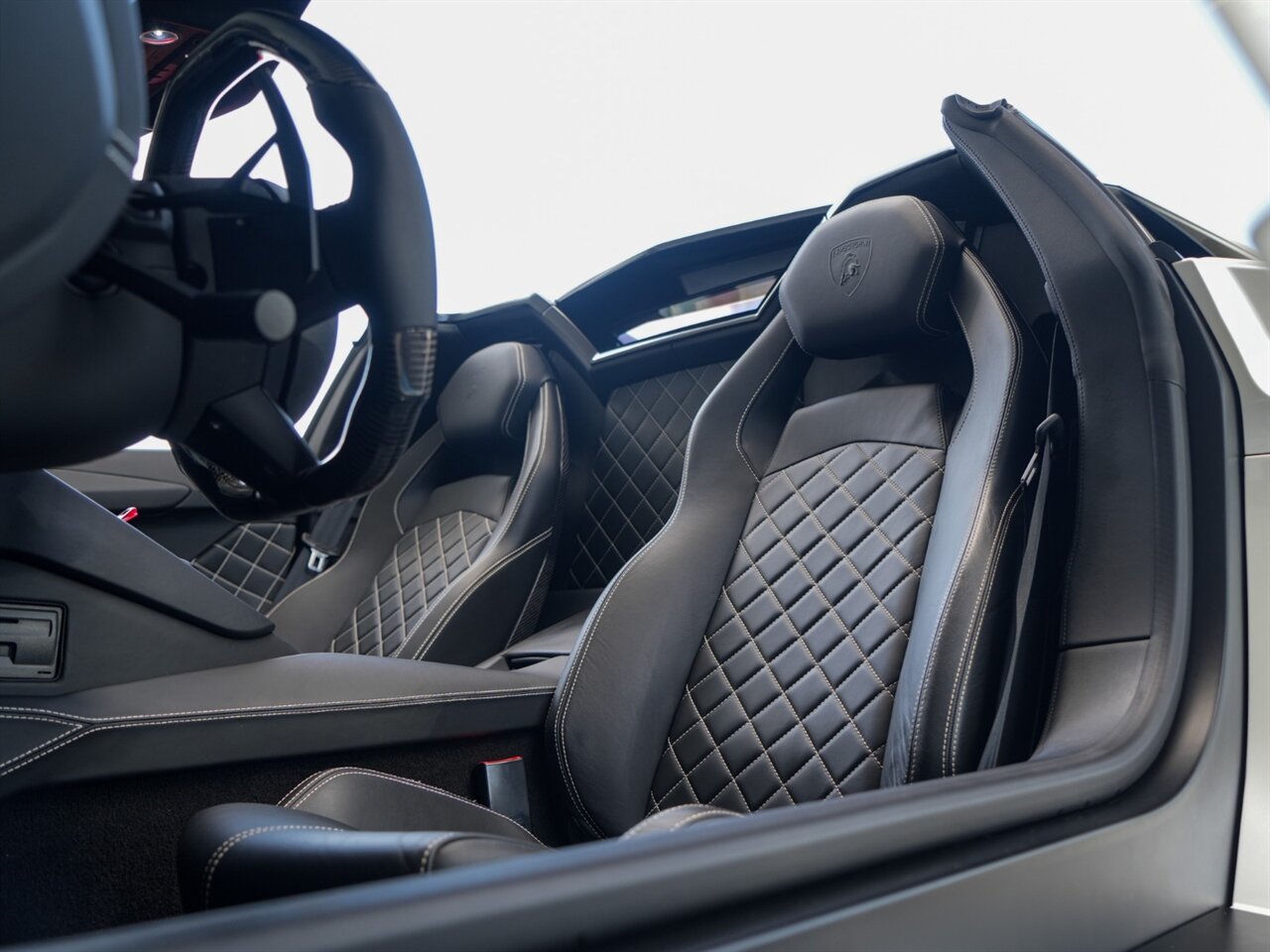 2015 Lamborghini Aventador LP 700-4 - Photo 26 - Bonita Springs, FL 34134
