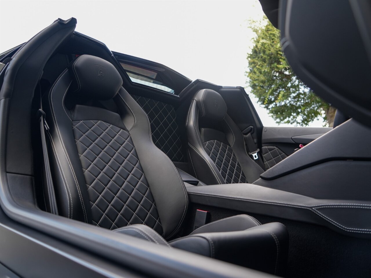 2015 Lamborghini Aventador LP 700-4 - Photo 34 - Bonita Springs, FL 34134